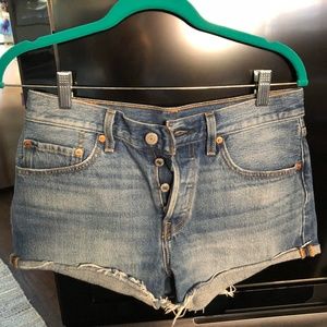 NWOT Levi's 501 Cutoff Shorts